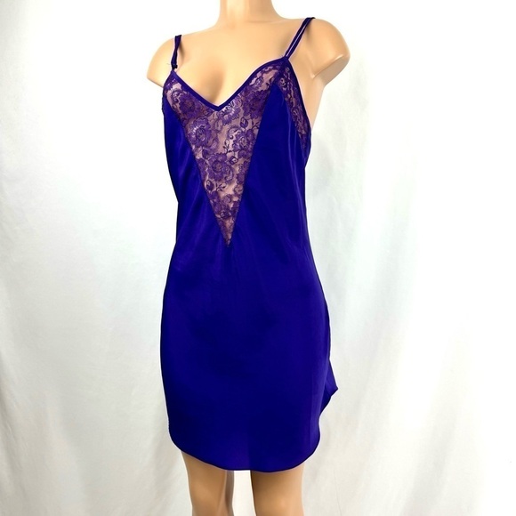 VINTAGE Victoria’s Secret Yellow Label Women’s Sz M Purple Lace Slip Night Dress - Picture 1 of 12